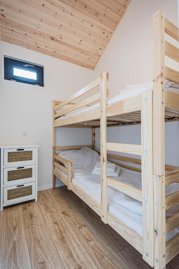 Nowe Domki Deluxe Z Widokiem Na Zatoke Z Basenem I Sauna Oslonino Екстер'єр фото