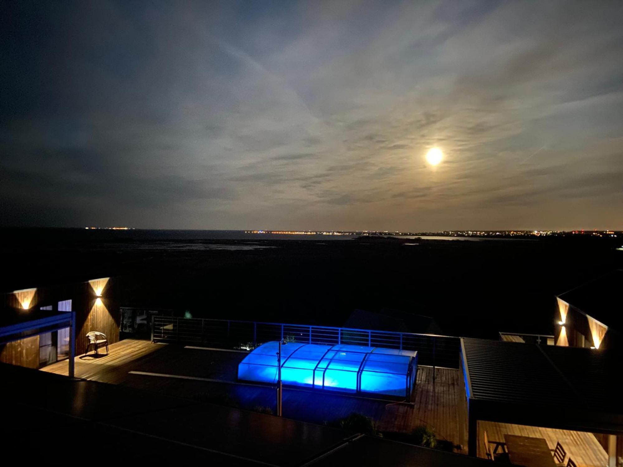Nowe Domki Deluxe Z Widokiem Na Zatoke Z Basenem I Sauna Oslonino Екстер'єр фото