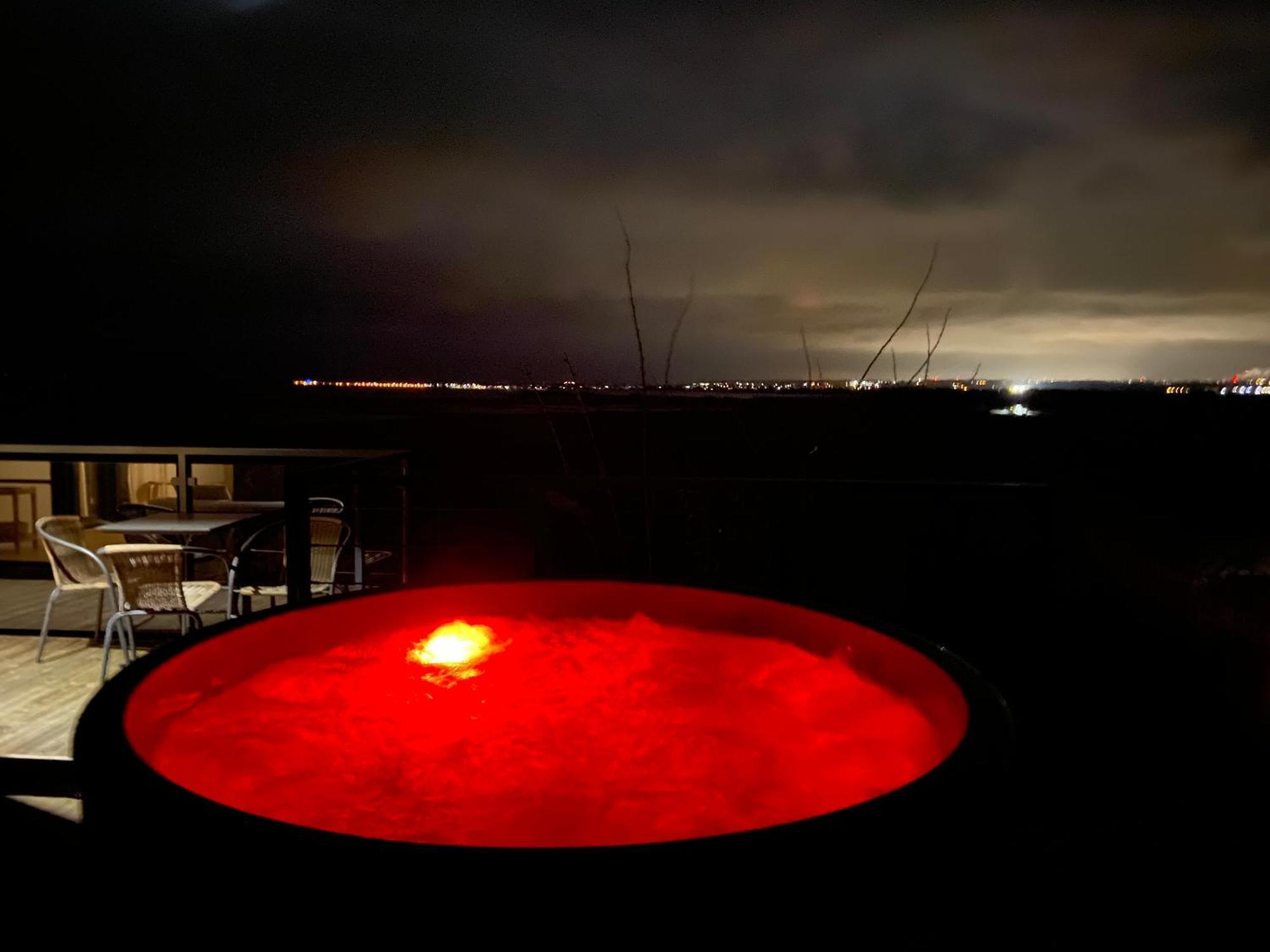 Nowe Domki Deluxe Z Widokiem Na Zatoke Z Basenem I Sauna Oslonino Екстер'єр фото